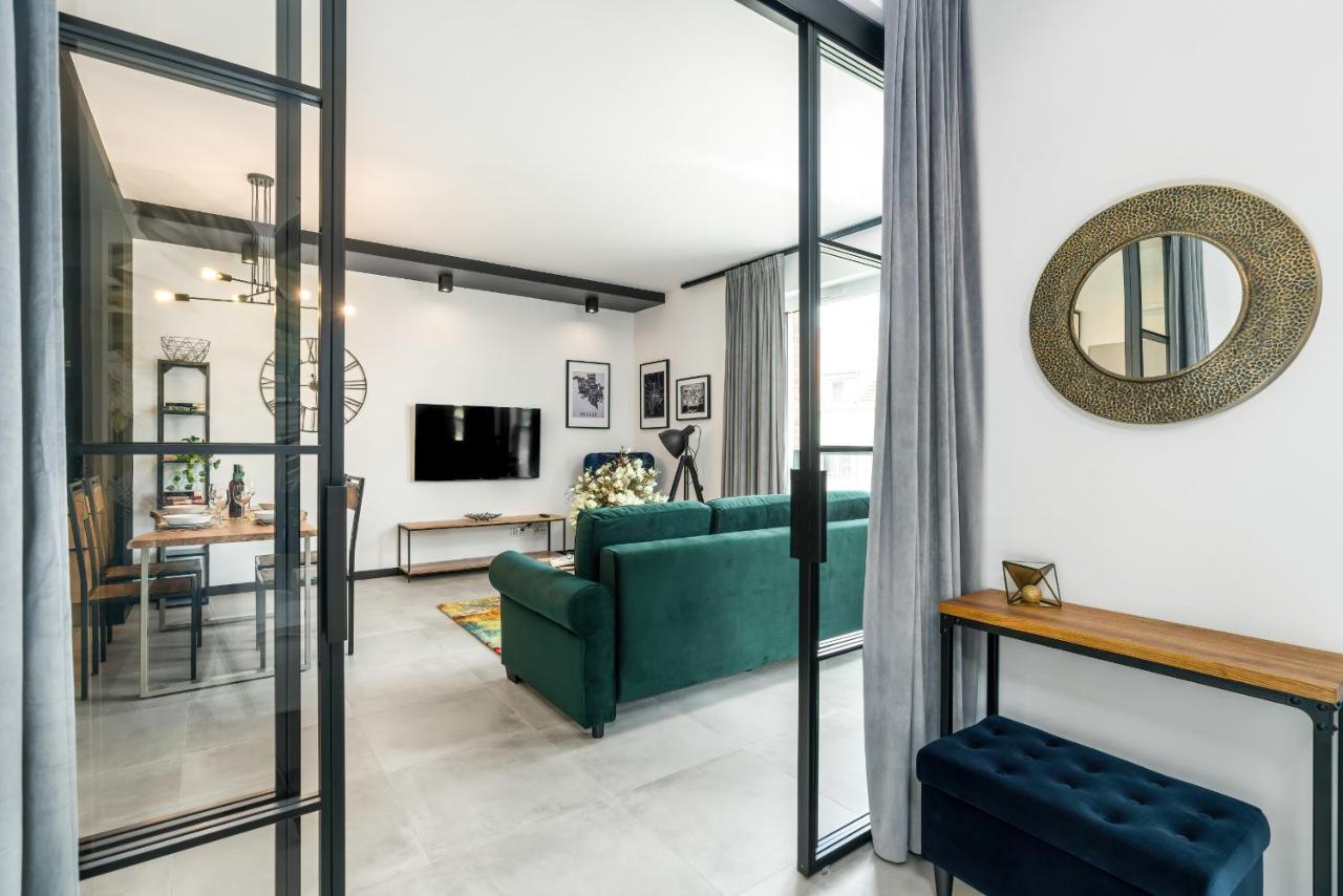Apartments Poznan Chwaliszewo Residence With Free Garage By Noclegi Renters Exteriör bild