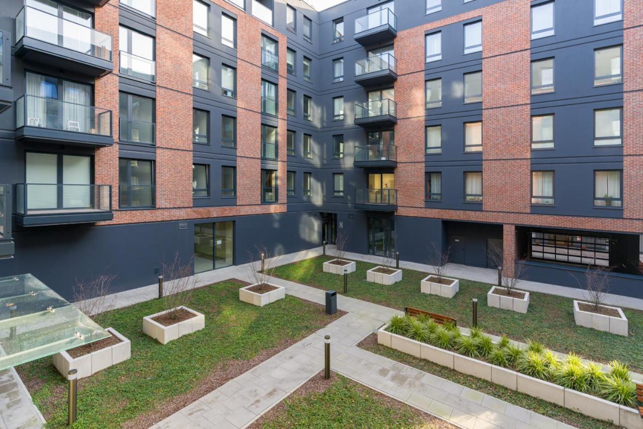 Apartments Poznan Chwaliszewo Residence With Free Garage By Noclegi Renters Exteriör bild
